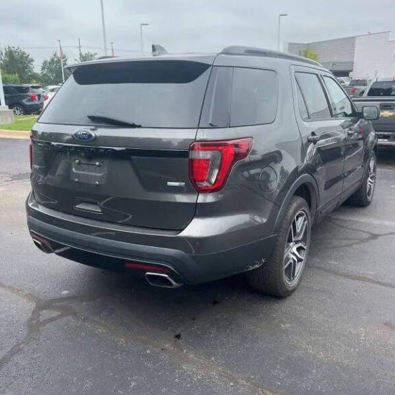 2016 Ford Explorer Sport