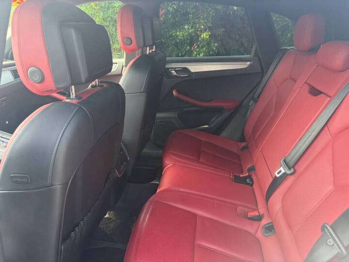 2016 Porsche Macan S