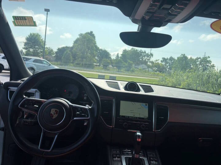 2016 Porsche Macan S