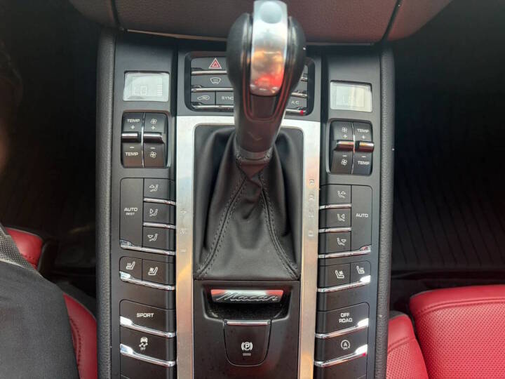 2016 Porsche Macan S