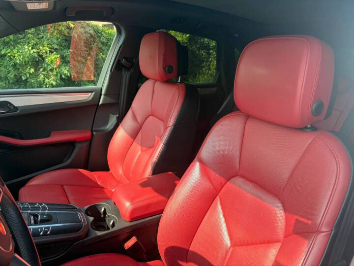 2016 Porsche Macan S