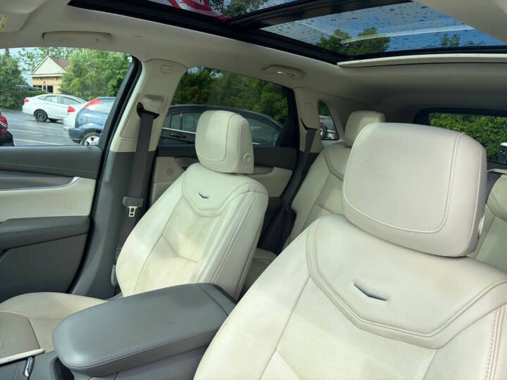 2017 Cadillac XT5