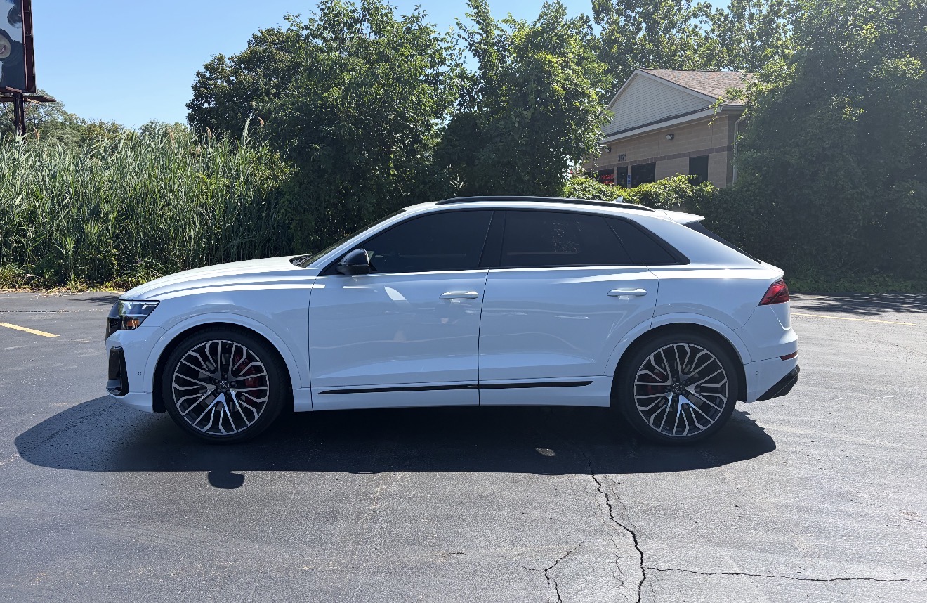 2024 Audi SQ8