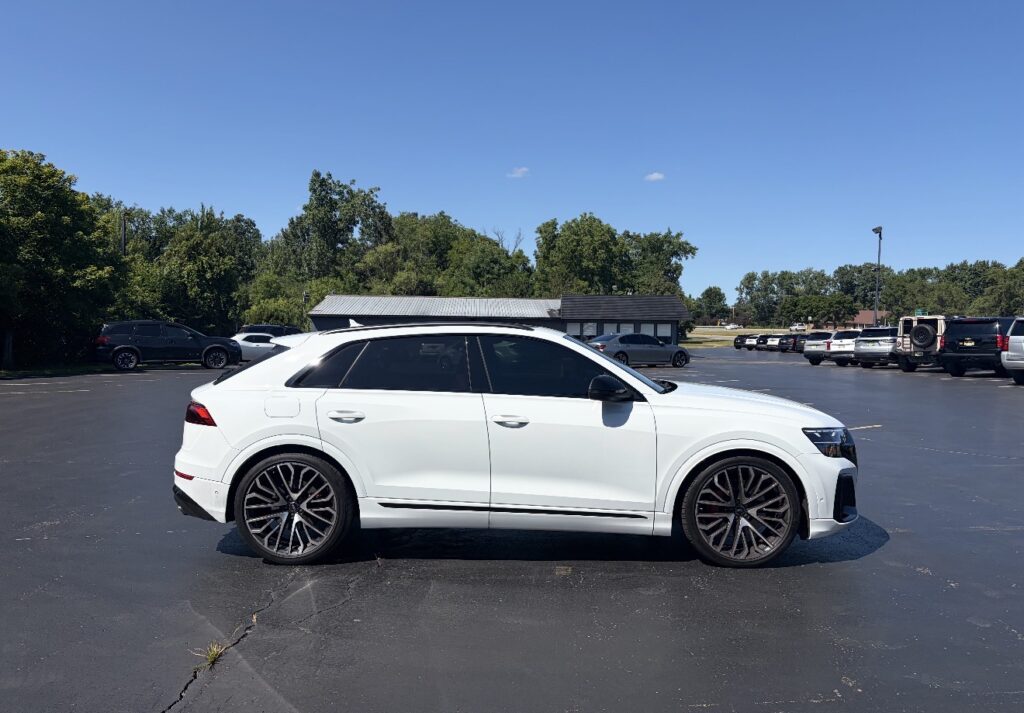 2024 Audi SQ8