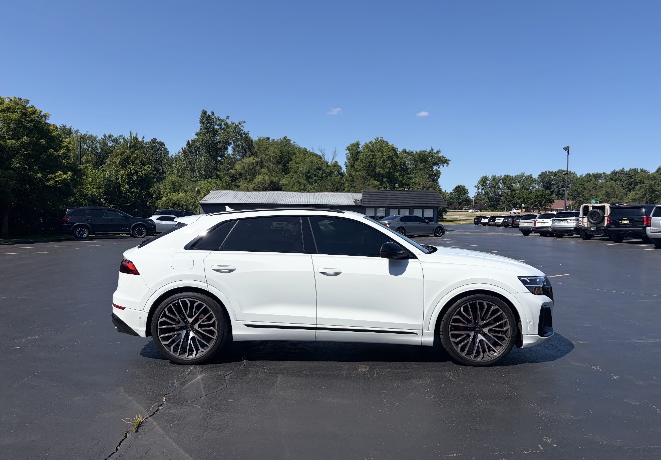 2024 Audi SQ8