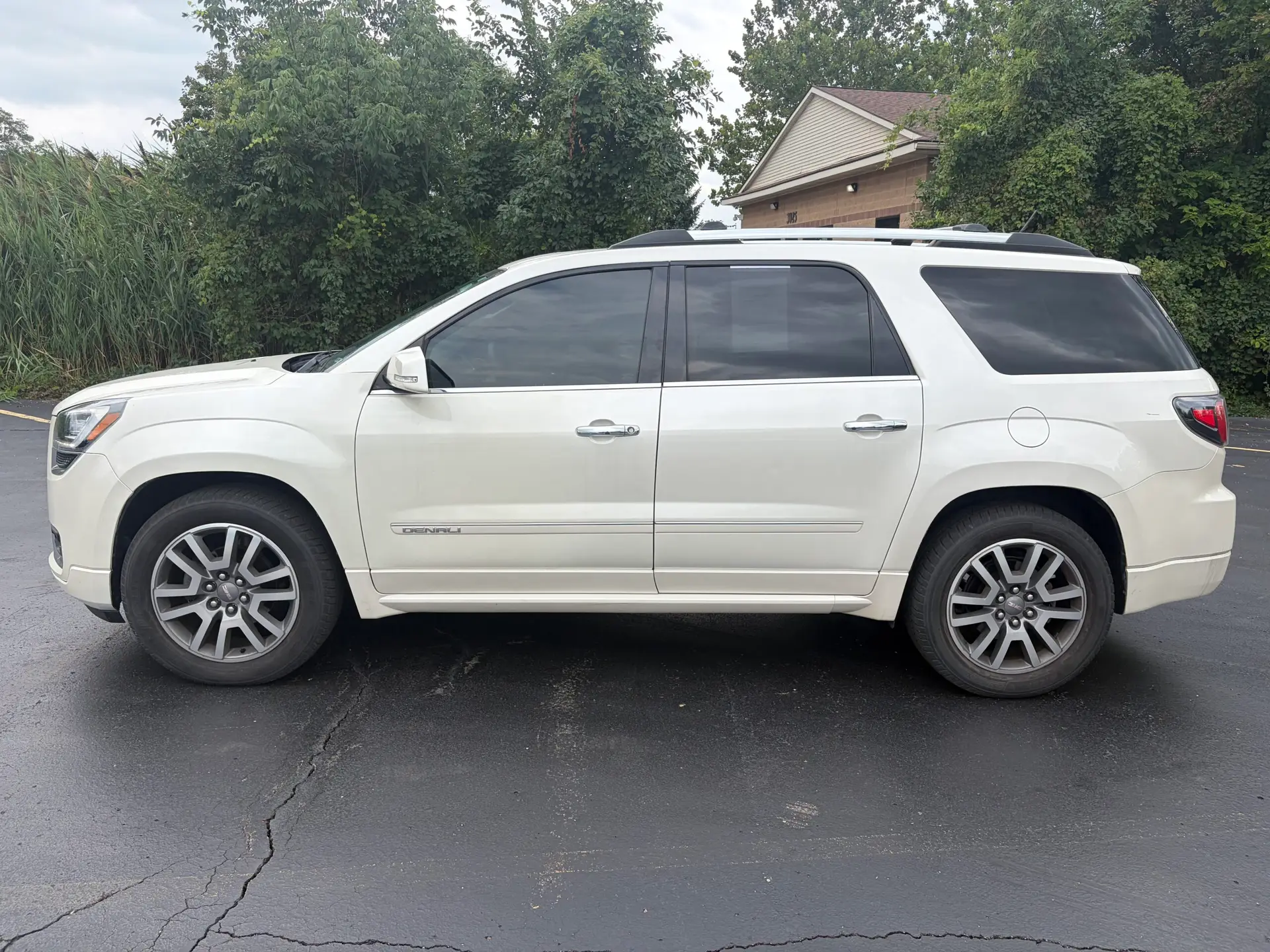 2014 GMC Acadia Denali