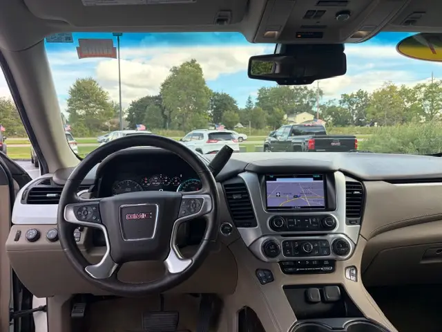 2017 GMC Yukon SLT