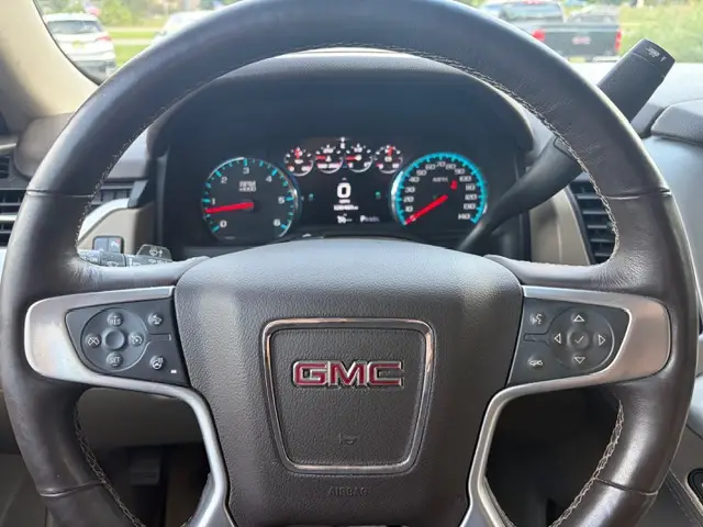 2017 GMC Yukon SLT