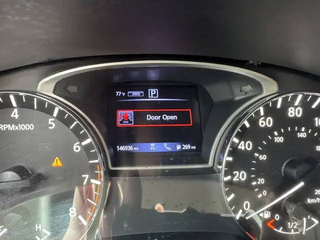 2020 Nissan Pathfinder SV