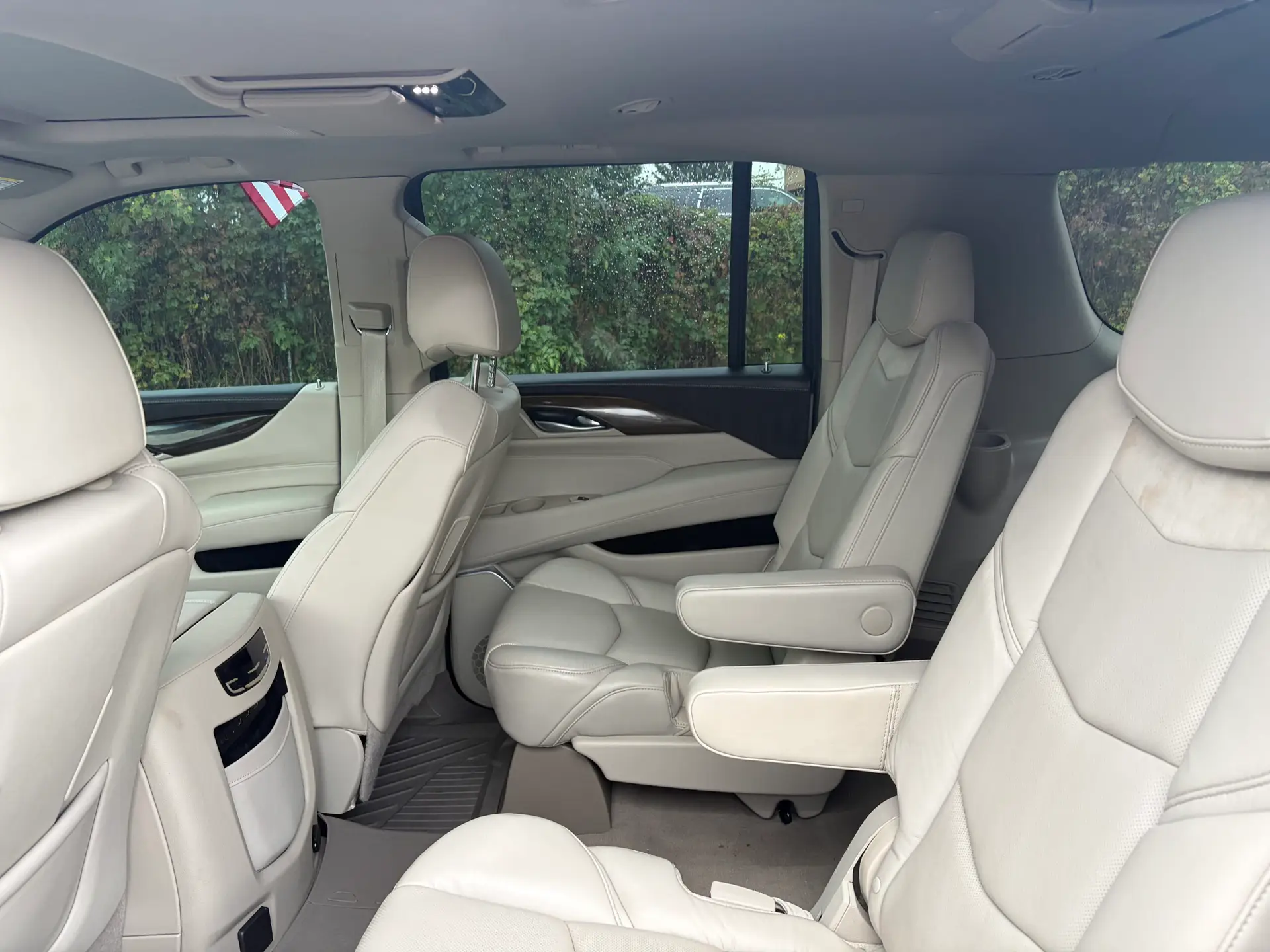 2020 Cadillac Escalade ESV Premium
