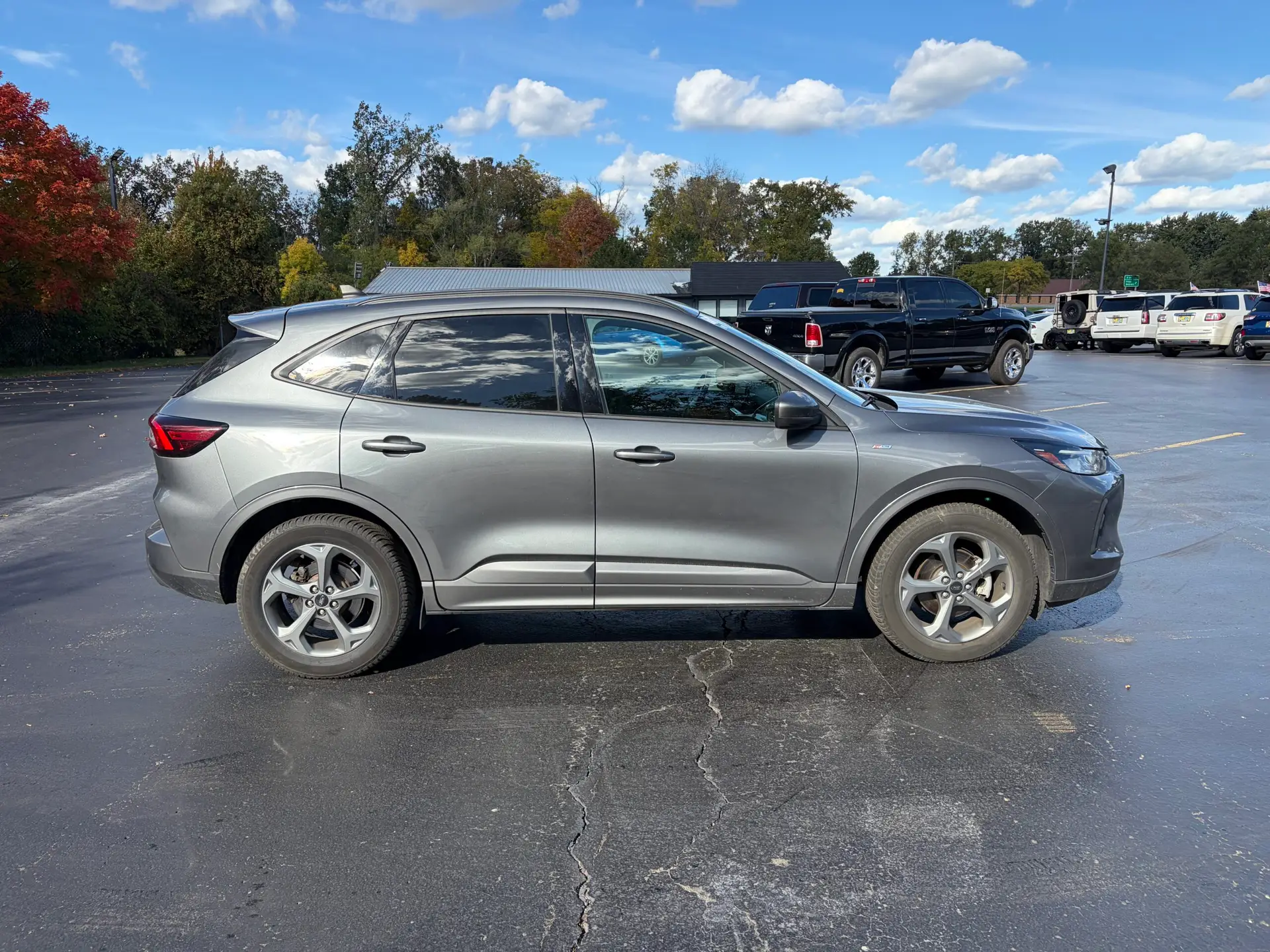 2023 Ford Escape ST-Line Select Hybrid