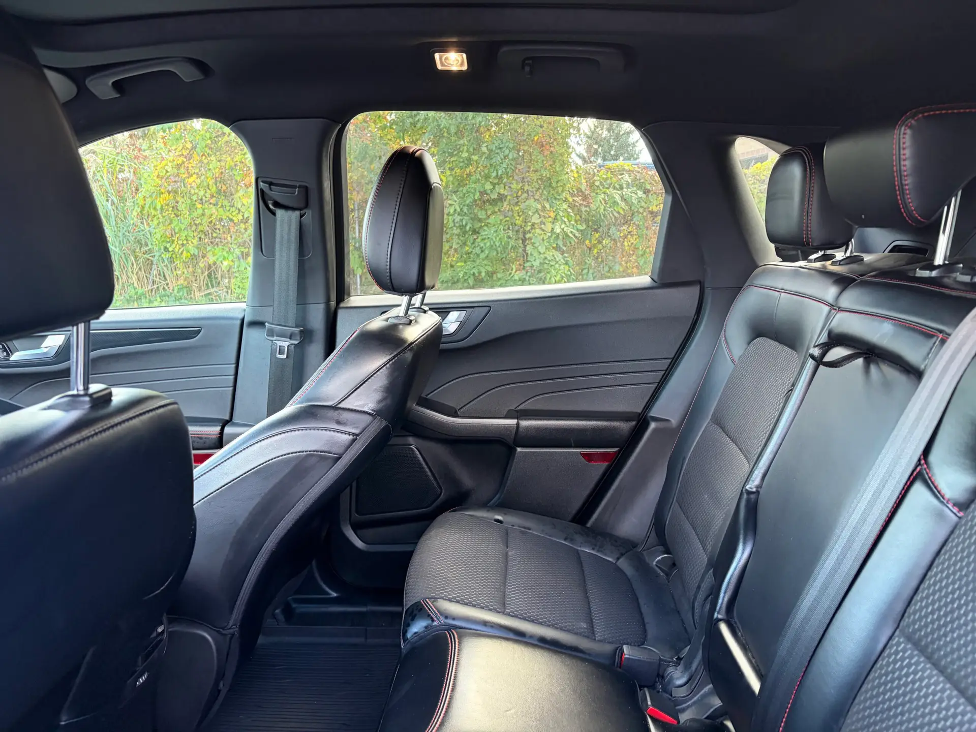 2023 Ford Escape ST-Line Select Hybrid