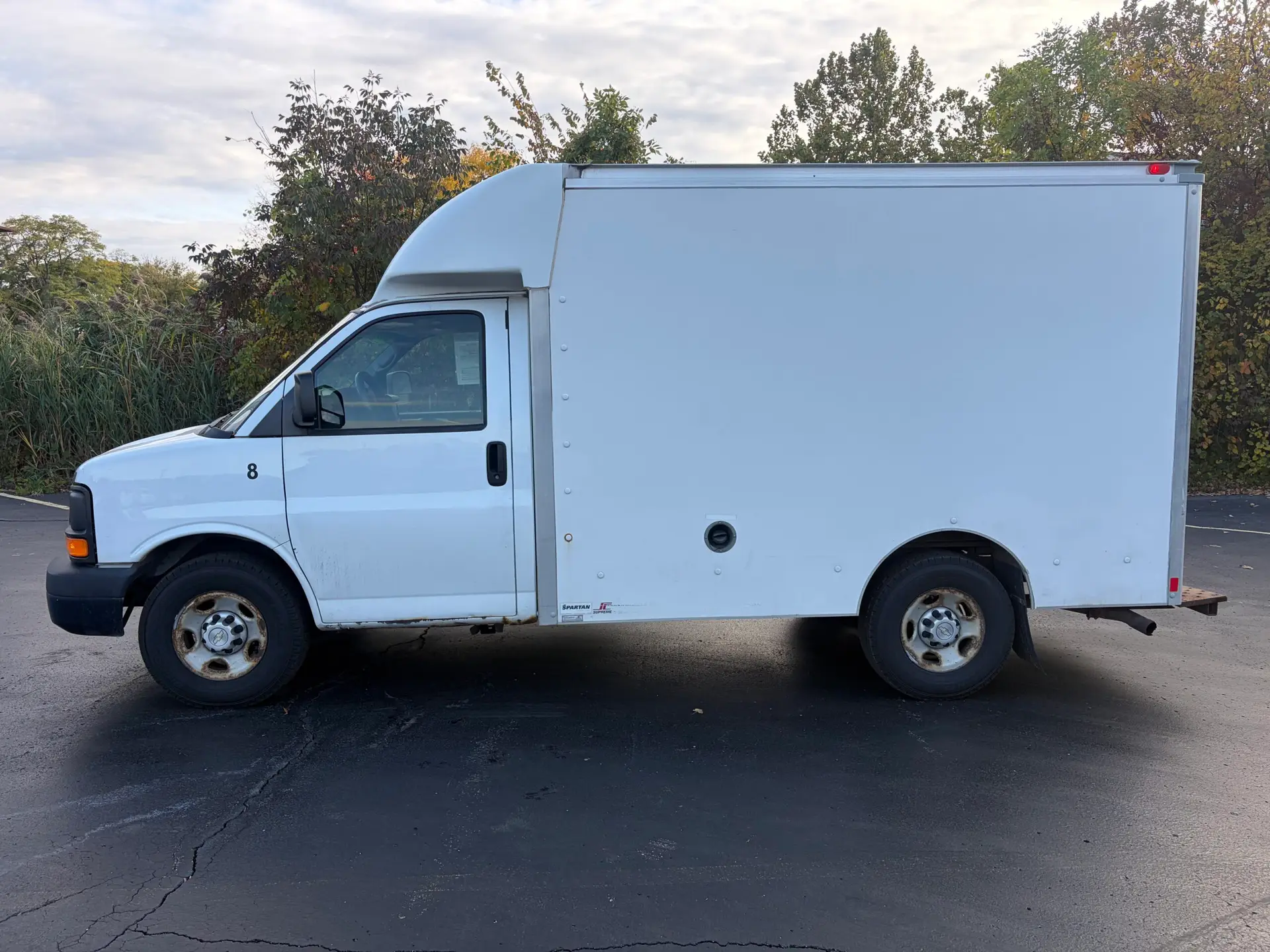 2013 Chevrolet Express Commercial Cutaway 3500 Van