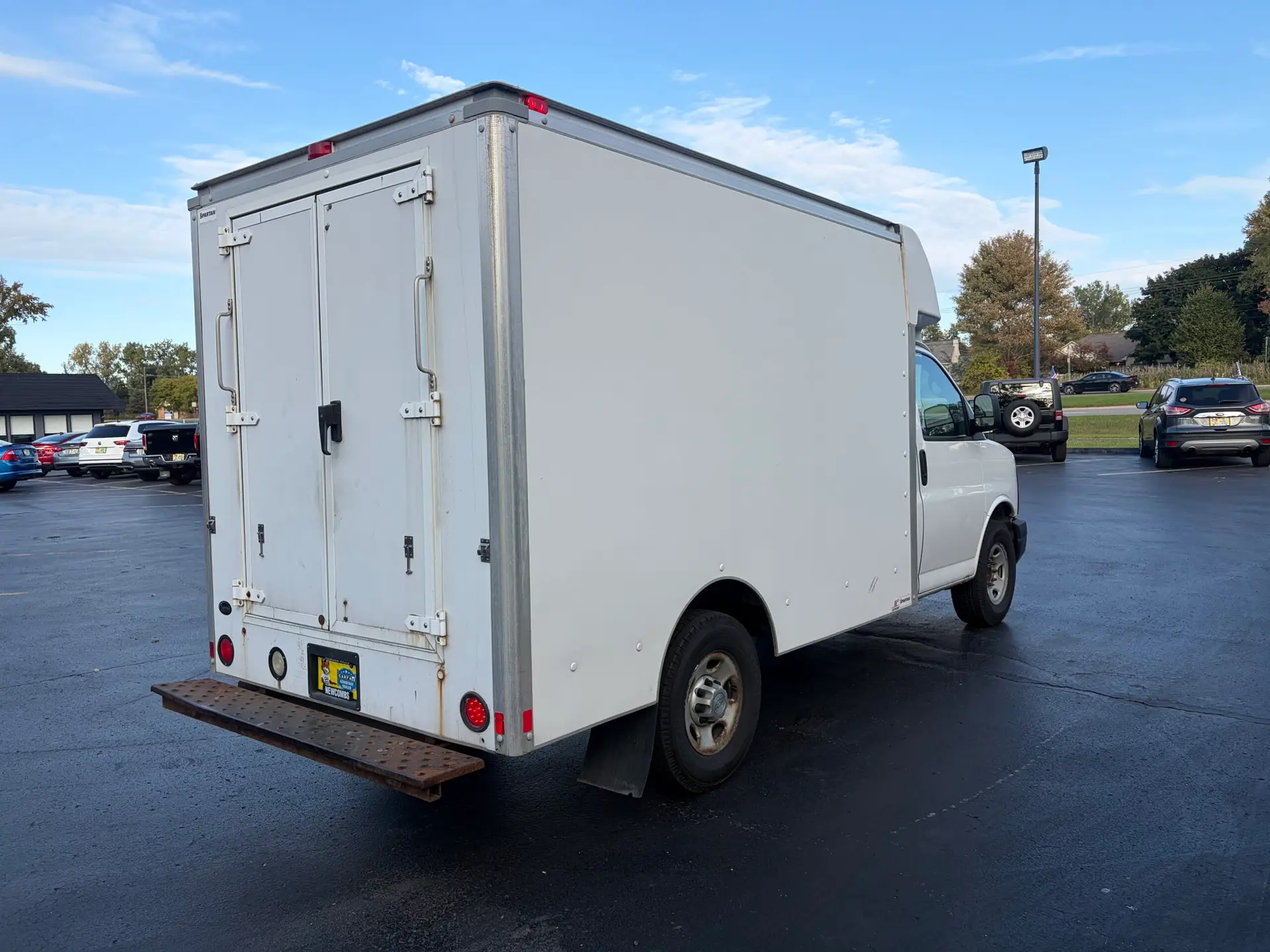 2013 Chevrolet Express Commercial Cutaway 3500 Van