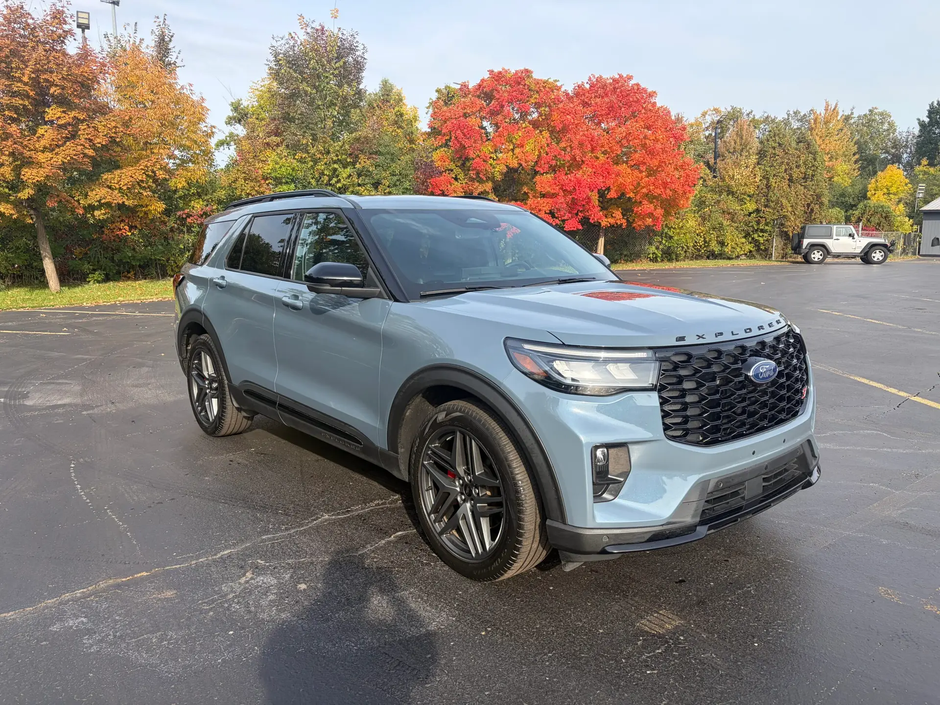 2025 Ford Explorer ST