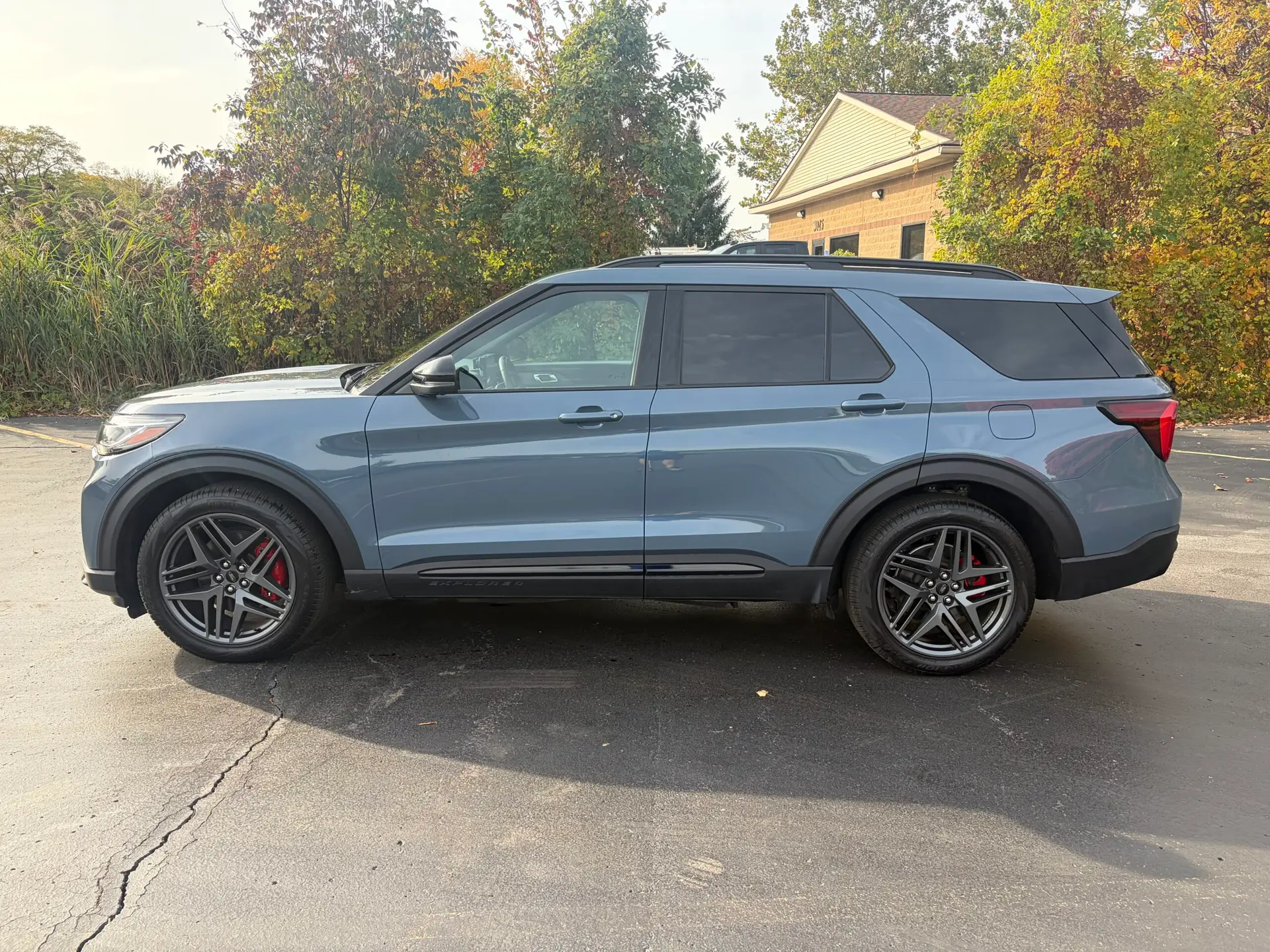 2025 Ford Explorer ST