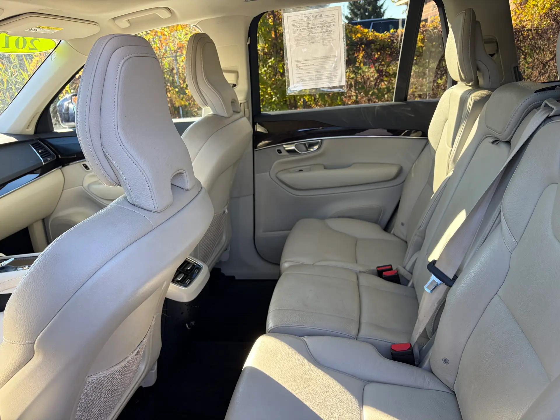 2019 Volvo XC90 T6 Momentum